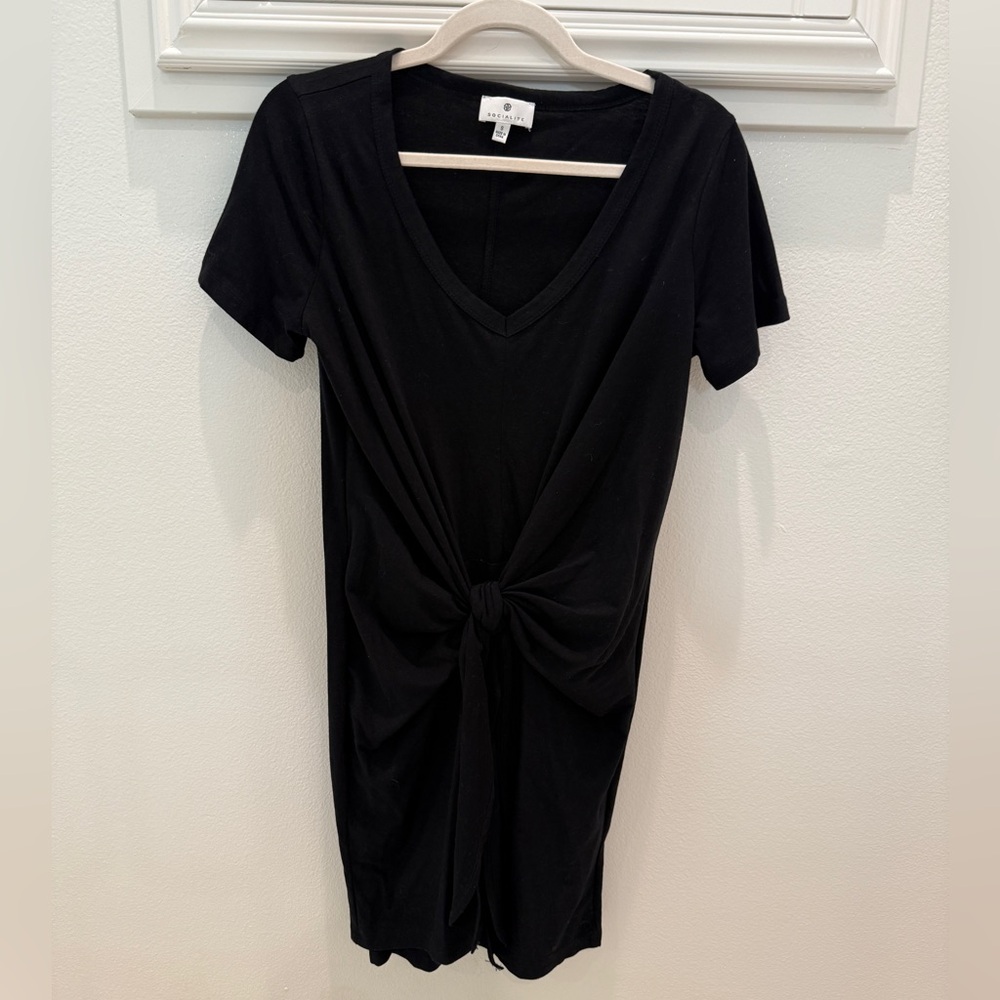 Socialite Black V-Neck Tie-Front Top